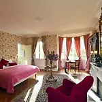 Chateau Le Quesnoy Couette-café