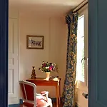 Chateau Le Quesnoy לינה וארוחת בוקר