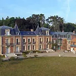 Chateau Le Quesnoy 3* Chevrieres (Oise)