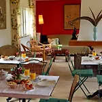 Chateau Le Quesnoy 3* Chevrières