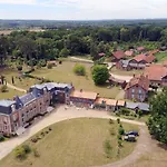 Chateau Le Quesnoy