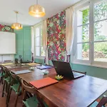 Chateau Le Quesnoy Couette-café