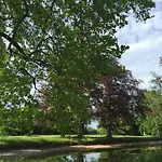 Chateau Le Quesnoy Couette-café 3*