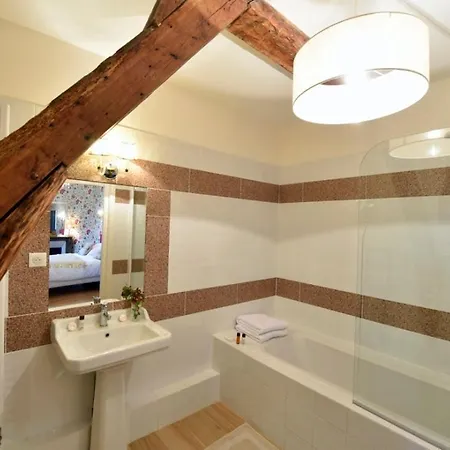 勒凯努瓦庄园住宿加早餐旅馆 3*