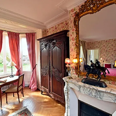 Chateau Le Quesnoy Alojamento de Acomodação e Pequeno-almoço