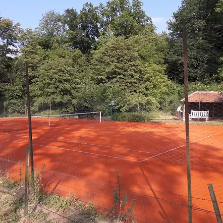 勒凯努瓦庄园住宿加早餐旅馆