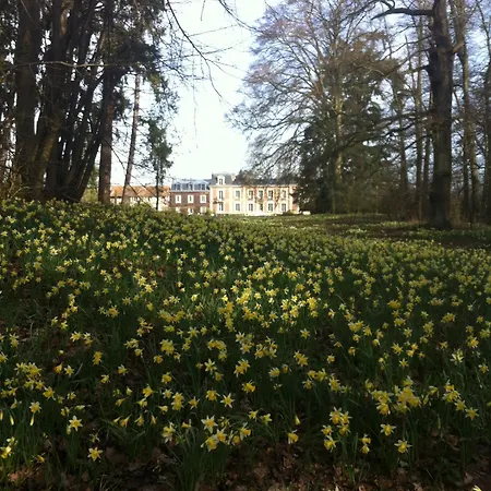 Chateau Le Quesnoy Chevrieres (Oise)