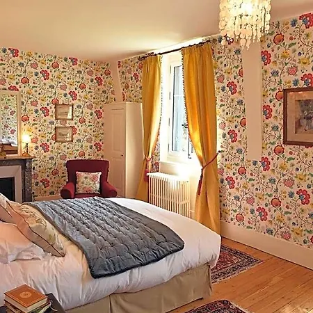 Chateau Le Quesnoy Couette-café
