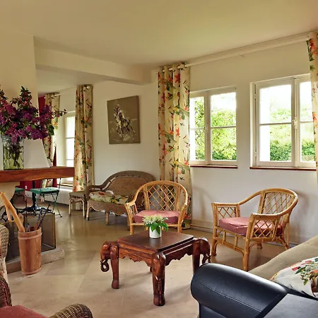 Chateau Le Quesnoy Alojamento de Acomodação e Pequeno-almoço Chevrieres (Oise)