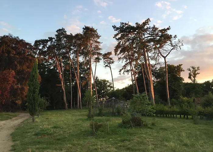 Chateau Le Quesnoy 3* Chevrieres (Oise)