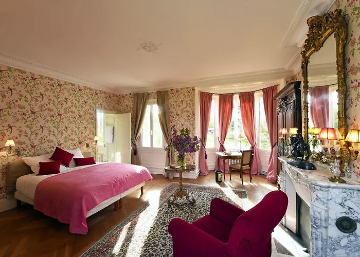 Chateau Le Quesnoy Couette-café