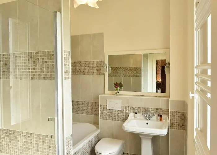 Chateau Le Quesnoy Couette-café 3*